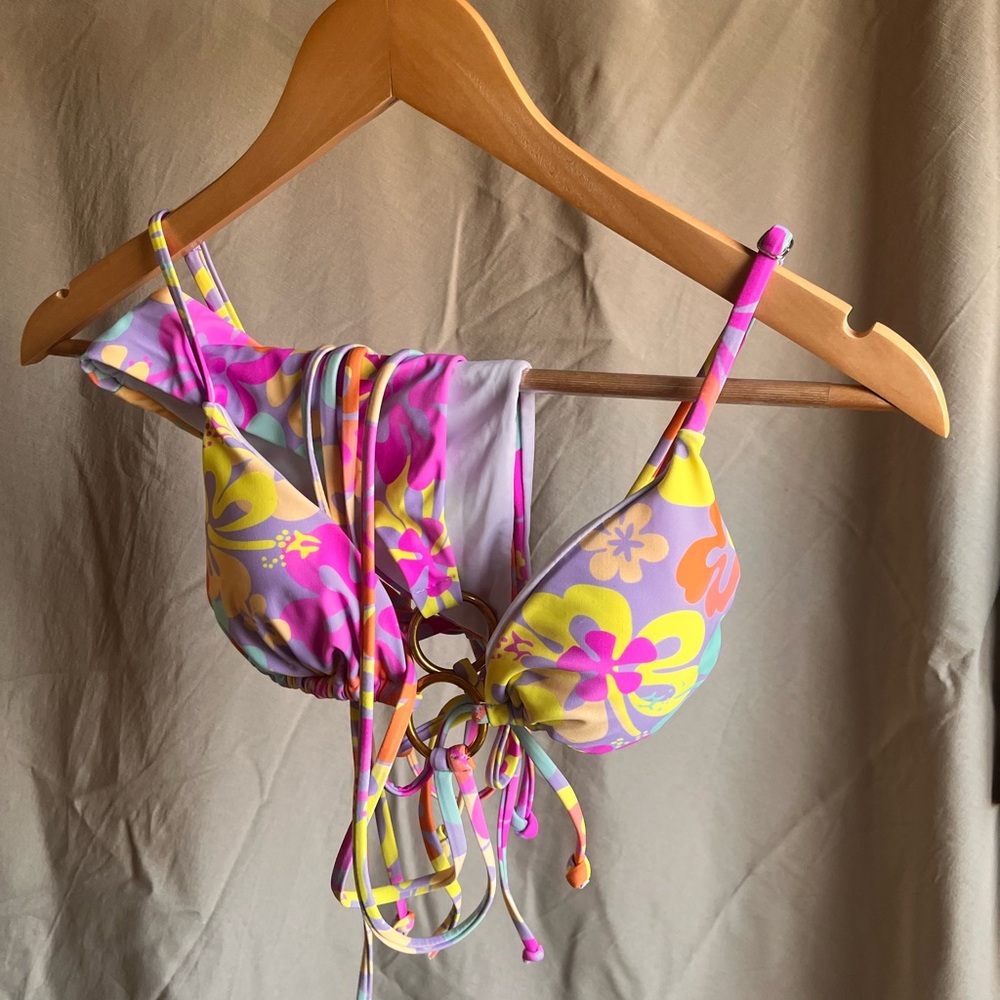 Floral Bikini Set with Strappy Details